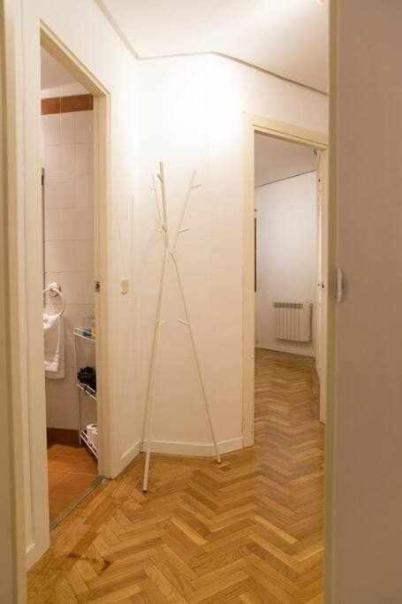 Un Elegante Piso Para Descubrir مدريد المظهر الخارجي الصورة